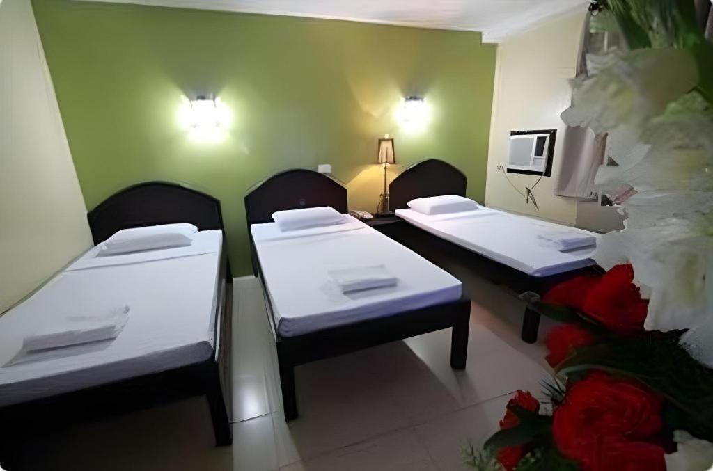 Sampaguita Suites Plaza Garcia Cebu Exteriör bild