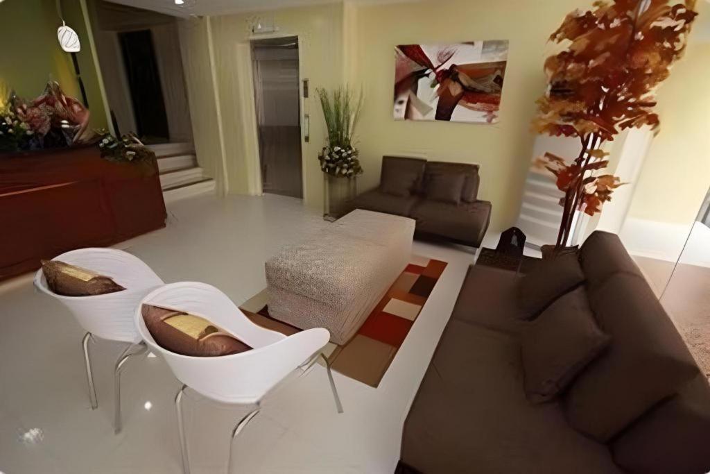 Sampaguita Suites Plaza Garcia Cebu Exteriör bild